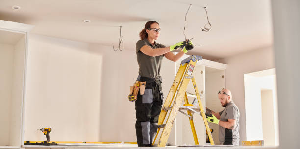 Best 24-Hour Electrician  in Fairfield, IL