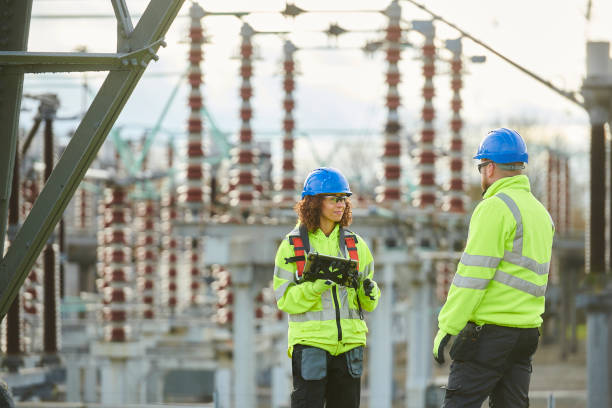 Best Affordable Electrician  in Fairfield, IL
