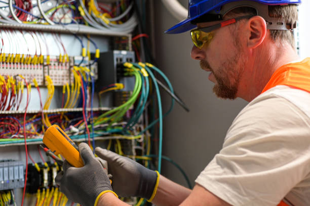 Best Local Electrician Companies  in Fairfield, IL