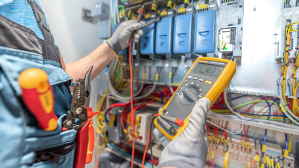 Best Electrician Near Me  in Fairfield, IL